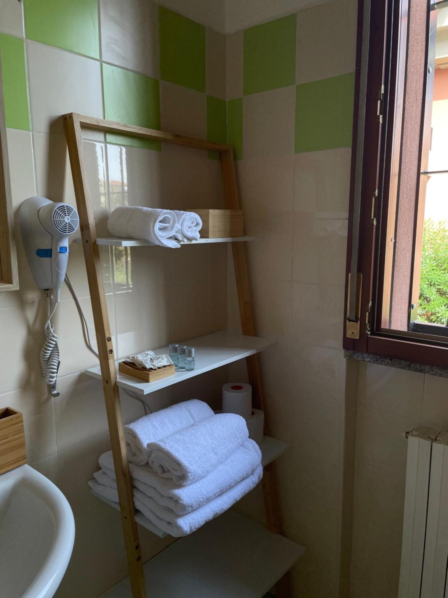 Bamboo Apartment Rho Bagian luar foto